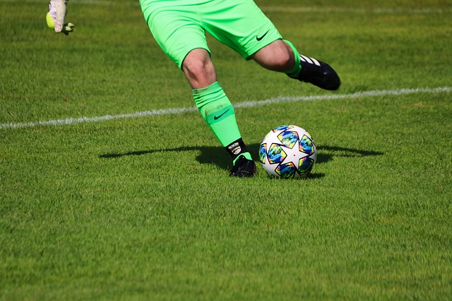 林诗栋3比0横扫对手 晋级WTT新加坡大满贯男单八强.